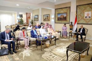 الدول الخمس الكبرى تجدد دعمها لرئيس الوزراء "بن بريك"