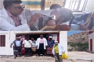 بعد ظهور حالات بمرض الدفتيريا .. مكتب الصحة بالمحفد ينفذ نزول ميدانيا" إلى قرية الرحبة