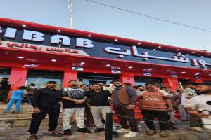 افتتاح فرع جديد لمتجر "فور شباب" في جولة القاهرة بعدن.. وهدية الافتتاح كسوة للأيتام