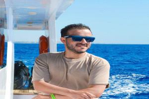 ناشط سياسي يمني يحذّر من قيود جديدة على الهجرة والإقامة في بريطانيا