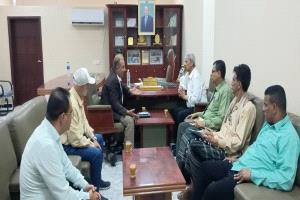 محافظ لحج يستقبل فريق التوجيه والرقابة الرئاسي لتعزيز التعاون التنموي