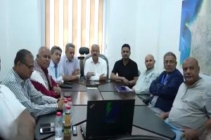 طارق صالح ورئيس الوزراء يبحثان ترتيبات تشغيل مطار المخا الدولي