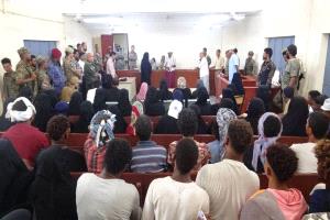 قضيةحي الطويلة .. تفاصيل مثيرة من قاعة المحكمة بعدن.. المتهم يبرر القتل بـ”العار” والنيابة ترد