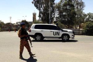 الحوثيون يفرجون عن 11 موظفاً محلياً ويواصلون احتجاز آخرين بينهم أجانب في صنعاء