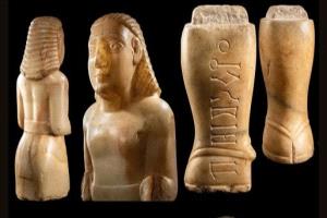 عرض تمثال نادر و4 قطع من آثار اليمن في مزاد أمريكي الشهر المقبل