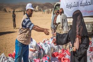 تصعيد الحوثيين ضد الموظفين الأمميين ينذر بوقف العمل الإغاثي