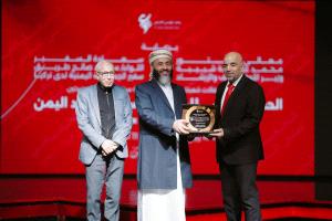 الوزير شبيبة: اليمنيون روّادُ المبادرات المجتمعية