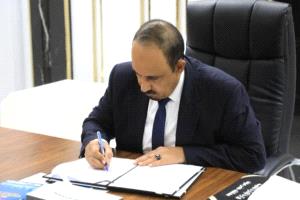 محافظ حضرموت يدشن مشروع استكمال سور جامعة حضرموت لحماية الحرم الجامعي