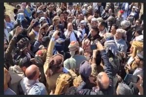 صنعاء.. تحكيم قبلي ينهي فضيحة الضبيبي والجرموزي بعد اتهامات أخلاقية وصراع نفوذ حوثي