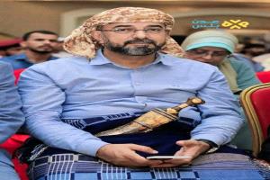 الشيخ/ صابر عبدالرب النقيب يهنئ رجل الأعمال سمير القطيبي بحصول بنك القطيبي على شهادة الآيزو العالمية