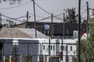 بدء نقل الأسرى الفلسطينيين تمهيدًا لتنفيذ اتفاق التبادل ووقف إطلاق النار في غزة