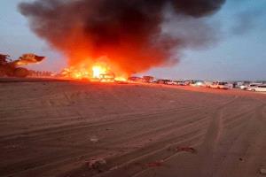 مدير عام مستشفى كرى العام يطمئن على صحة الطفلة الناجية من حادث السير المروّع الذي أودى بحياة 14 راكباً