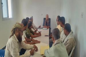 المكتب التنفيذي بمديرية ذو باب المندب يعقد اجتماعه الدوري العاشر لعام 2025