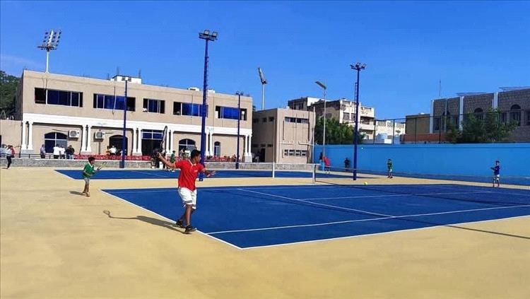 تواصل منافسات البطولة الثانية عشر لنادي التنس العدني