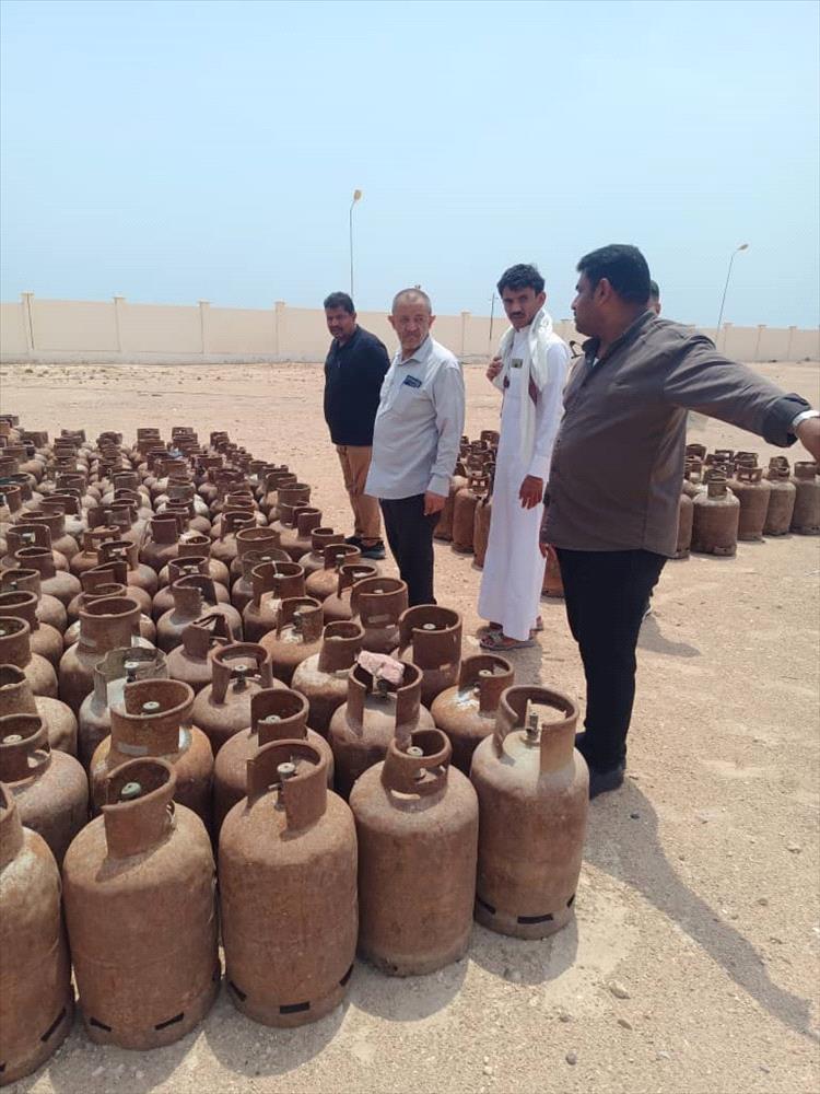 نائب المدير العام التنفيذي للشركة اليمنية للغاز ومرافقيه يزورون منشأة غاز بروم ويؤكد على تعزيز الإنتاج والسلامة المهنية