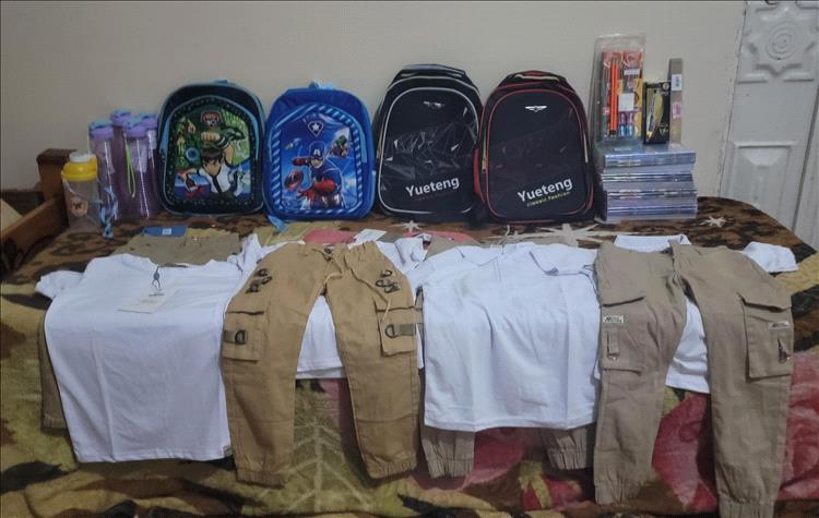 عطاء الخير يعيد (5) طلاب فقراء إلى مقاعد الدراسة في أبين
