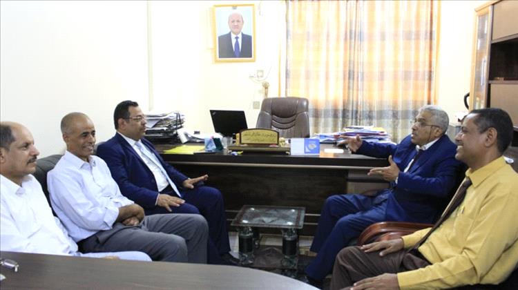 الوكيل باسليم يبحث سبل التعاون المشترك مع عميد كلية الشرطة بحضرموت