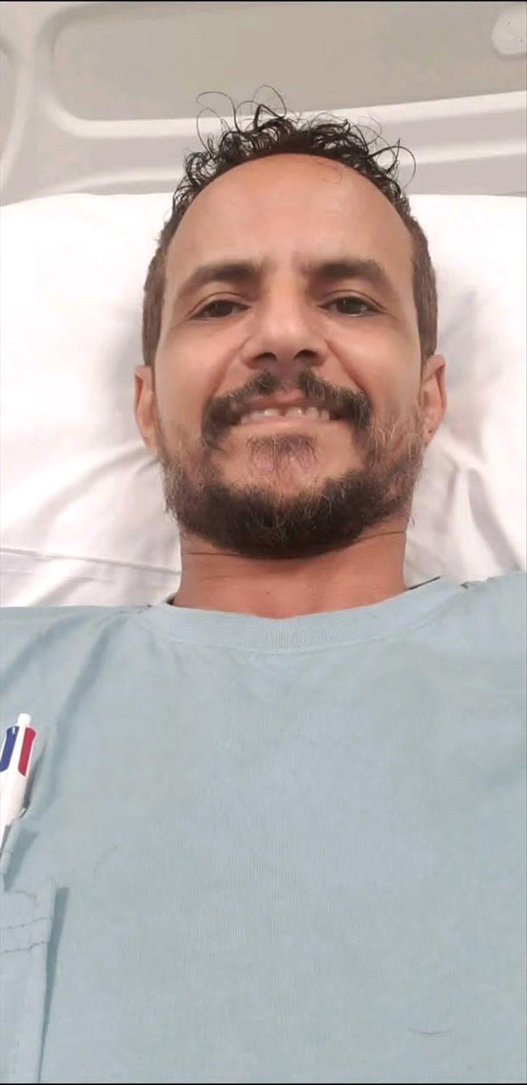 رحيل طارق العزيبي.. أيقونة يمنية في محاربة السرطان
