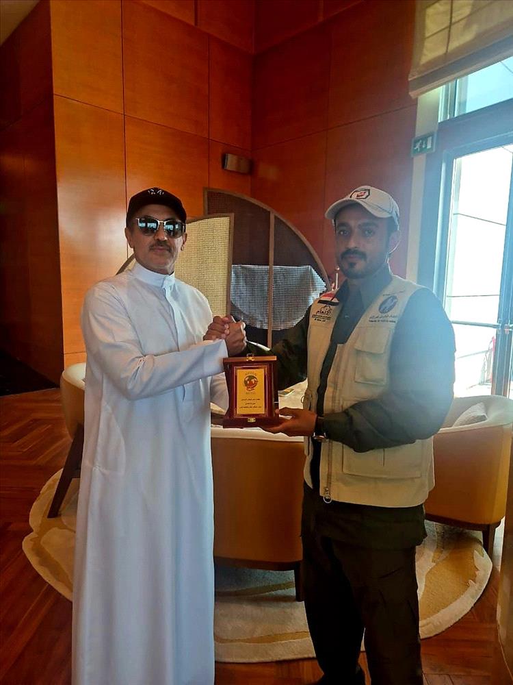 السفير أحمد علي عبدالله صالح يستقبل الرحالة اليمني منير الدهمي