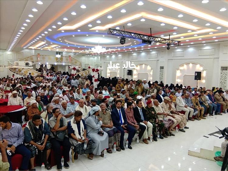 منظمات المجتمع المدني تكرم الشخصية الاجتماعية والسياسية حسن غيثان وسط مشاركة واسعة بأبين