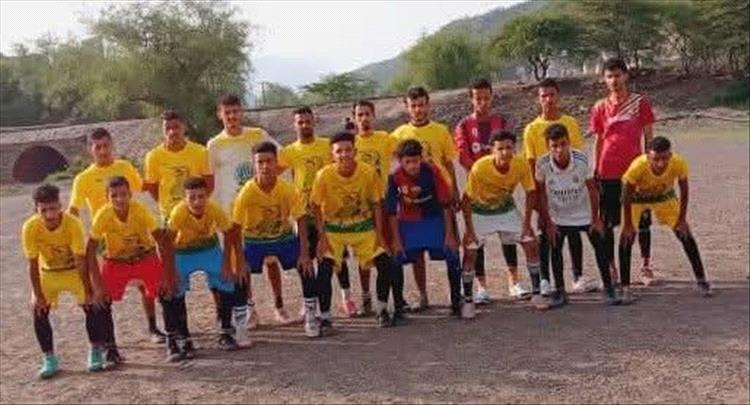 الضباب يفتتح مبارياته الودية بثلاثية نظيفة في شباك فريق زبيد بالضالع