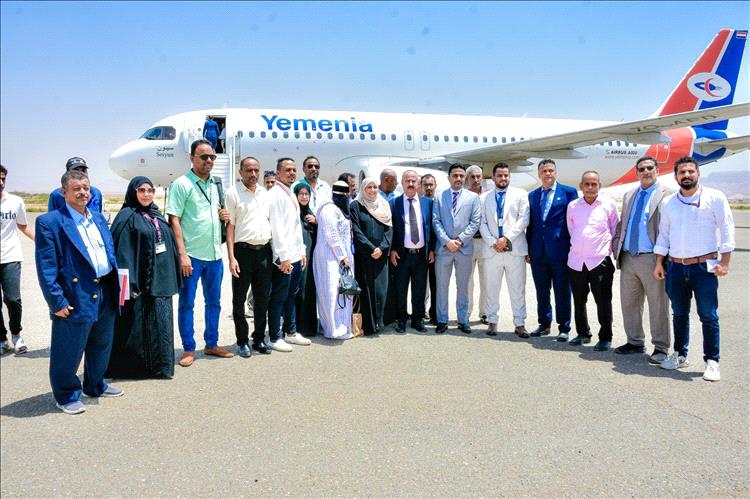 بعد (15) عامًا.. (مطار عتق الدولي) يعود للحياة.. تفاصيل وصور