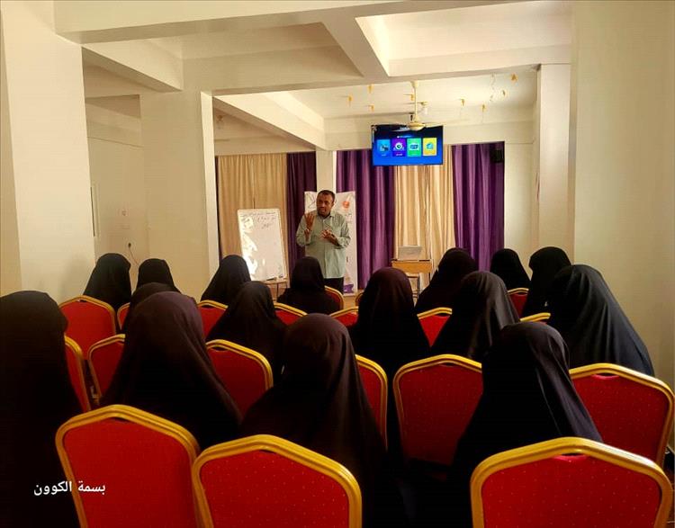 مؤسسة وادي دوعن للتنمية تقيم دورة في كتابة الخبر الصحفي للمراكز النسوية