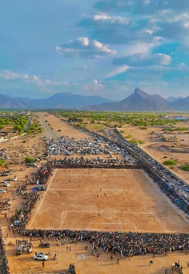 مدير عام بيحان الفاطمي يناشد محافظ شبوة بسرعة إنشاء مدرجات في ملعب النادي حفاظًا على سلامة الجماهير الغفيرة