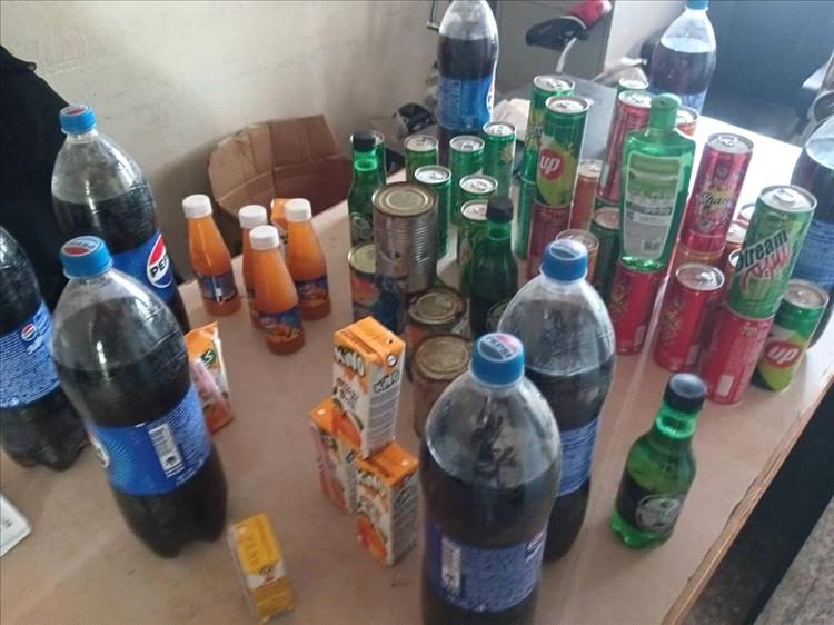 مكتب الأشغال العامة بزنجبار يقوم بنزول ميداني ويضبط عدد من المواد المنتهية