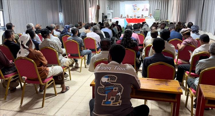 الضالع تشهد اجتماعاً موسعاً للتحضير لإحياء ذكرى ثورة 14 أكتوبر المجيدة