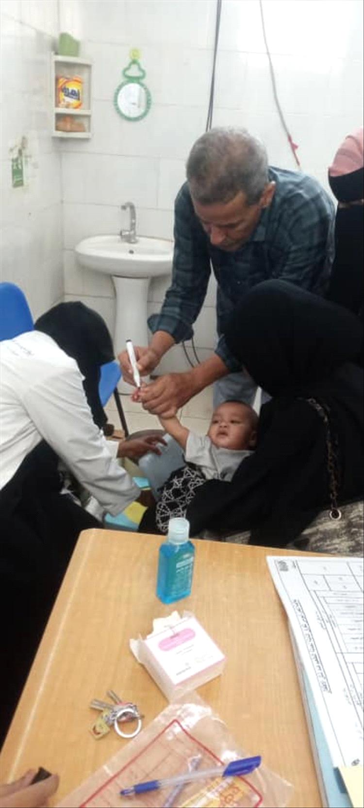 تدشين الحملة الوطنية الطارئة للتحصين ضد شلل الأطفال بالشيخ عثمان