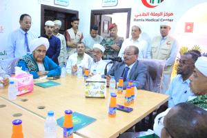 الوكيل التميمي والعلامة الحبيب عمر بن حفيظ يفتتحان مشروع مركز الرملة الطبي بتريم، ويدشنان القافلة الطبية المصاحبة للافتتاح