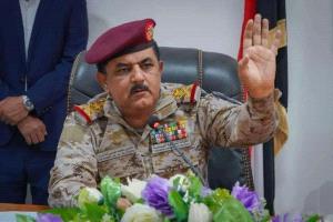 وزير الدفاع من الساحل الغربي: واثقون من كسر ميليشيا الحوثي وإعادتها إلى جحورها