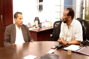 محافظ أبين يناقش مع نائب مدير مكتب الأغذية العالمي تدخلات المنظمة بالمحافظة
