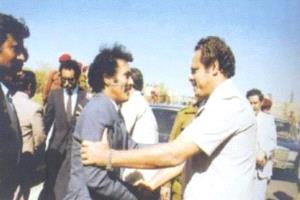 الرئيس علي ناصر:  الرئيس صالح تعمد  إطالة أمد الأزمة الجنوبية لضمان نفوذ صنعاء في عدن عبر خلافات أحداث 13 يناير 86م