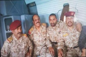 علي محسن الأحمر يكشف تفاصيل ساعاته الأخيرة في صنعاء.. وينشر صور مغادرته