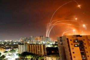 الحوثيون يعلنون تنفيذ هجوم بأربع مسيرات استهدفت إيلات والنقب في إسرائيل
