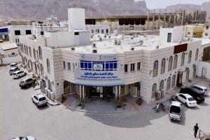 863 مستفيداً من كافة الخدمات في مشروع تشغيل مركز فاطمة بابطين الطبي ـ سيئون خلال الفترة من مايو إلى يوليو 2025م