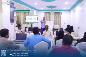 سواعد الخير الإنسانية تقيم ورشة تدريبية متخصصة في إدارة الأزمات