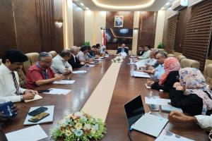 وزير الصحة يرأس اجتماع لجنة التنسيق الوطنية لمواجهة الطوارئ الصحية بعدن