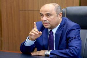 بعد شهرين ونيف..  رئيس الوزراء يكشف إجراءات تحسن الريال اليمني