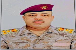 العميد حسن القاضي يعزي قائد اللواء الثالث حماية رئاسية في وفاة والدته