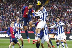 برشلونة يتصدر الدوري الإسباني بعد فوزه على ريال سوسيداد