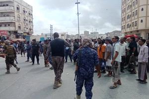 توتر في المكلا اعتقالات مجنونة تطالب تربويين