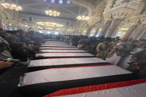 الحوثيون يشيّعون قتلى وزرائهم في صنعاء بغياب قيادات الصف الأول