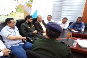 مدير أمن لحج يستقبل فريق التوجيه والرقابة الرئاسي برئاسة الربيزي ورئيس انتقالي المحافظة لتلمّس أوضاعها الأمنية والخدمية