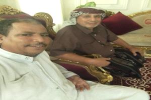 الأستاذ صالح جمعان باشبيب يزور الشيخ صالح عوض بن سنان