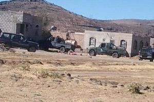 الحوثيون يحاصرون قرية في بني مطر بصنعاء بعد كتابة شعار "ارحل يا حوثي"