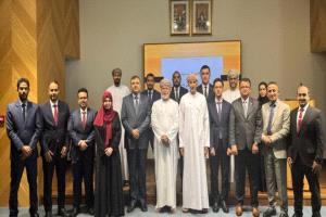 اختتام الدورة التدريبية للدبلوماسيين اليمنيين في الأكاديمية الدبلوماسية العمانية