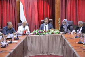 لجنة تصفية مشروع مرافق الصرف الصحي لمدينتي سيئون وتريم تعقد الاجتماع الرئيسي الخاص بحضور المقاولين..